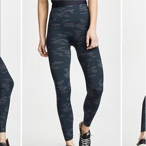 Spanx Camo Print Leggings. Size Med.